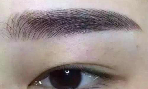 紋眉后顏色不自然怎么辦？