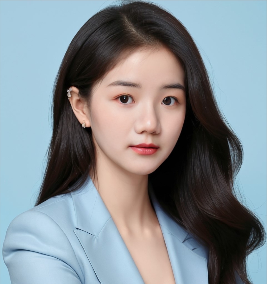 南寧高級(jí)紋繡師---覃俏霞